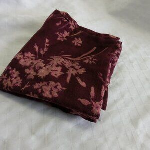 Handmade brushed cotton cape with laces